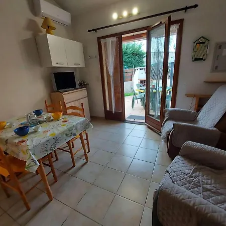 Holiday home Jolie Maison T2 Climatisee Avec Mezzanine, Terrasse Et Jardin, A 500m De La Au Grau D'agde - Fr-1-423-258 *