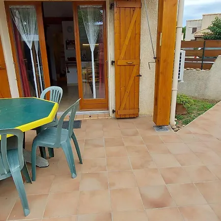 Holiday home Jolie Maison T2 Climatisee Avec Mezzanine, Terrasse Et Jardin, A 500m De La Au Grau D'agde - Fr-1-423-258 *