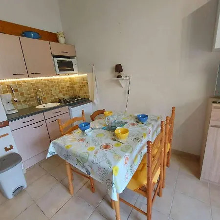 Jolie Maison T2 Climatisee Avec Mezzanine, Terrasse Et Jardin, A 500m De La Au Grau D'agde - Fr-1-423-258 Holiday home
