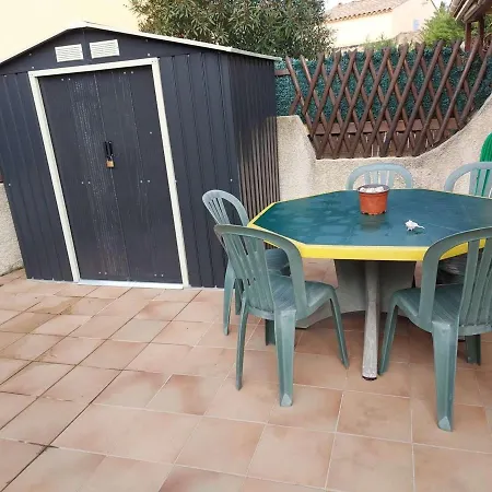 Jolie Maison T2 Climatisee Avec Mezzanine, Terrasse Et Jardin, A 500m De La Au Grau D'agde - Fr-1-423-258 Holiday home
