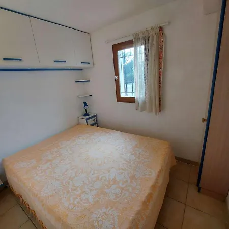 Holiday home Jolie Maison T2 Climatisee Avec Mezzanine, Terrasse Et Jardin, A 500m De La Au Grau D'agde - Fr-1-423-258 *