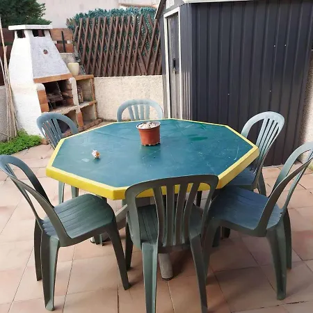 Jolie Maison T2 Climatisee Avec Mezzanine, Terrasse Et Jardin, A 500m De La Au Grau D'agde - Fr-1-423-258